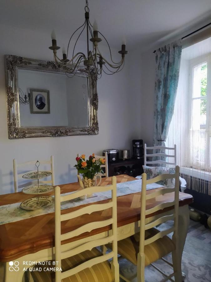 לינה וארוחת בוקר Mountain View Townhouse קוויאן מראה חיצוני תמונה